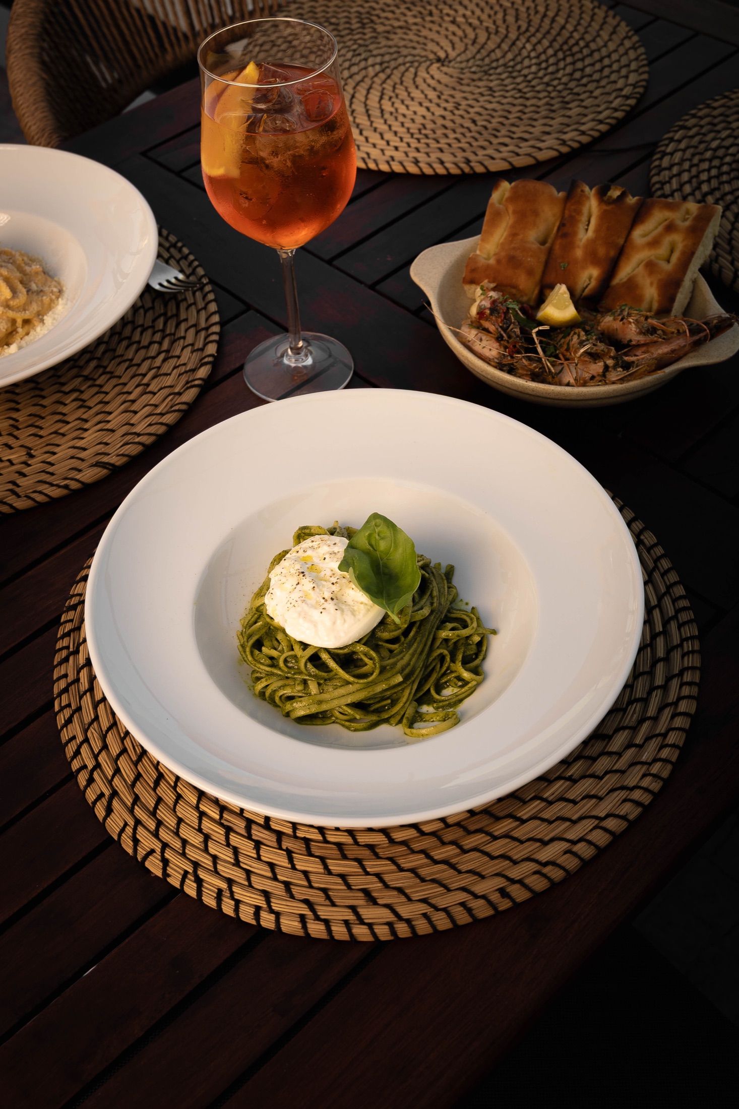 Linguine al Pesto & Burrata